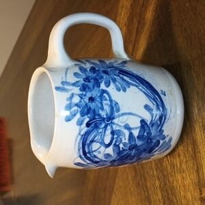 𝅺casey Pottery TX pitcher